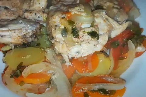 Курица с овощами в собственном соку