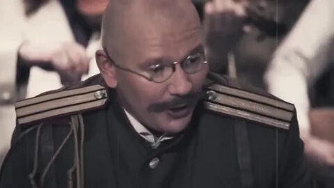 Это был господин немолодых лет чопорный осанистый