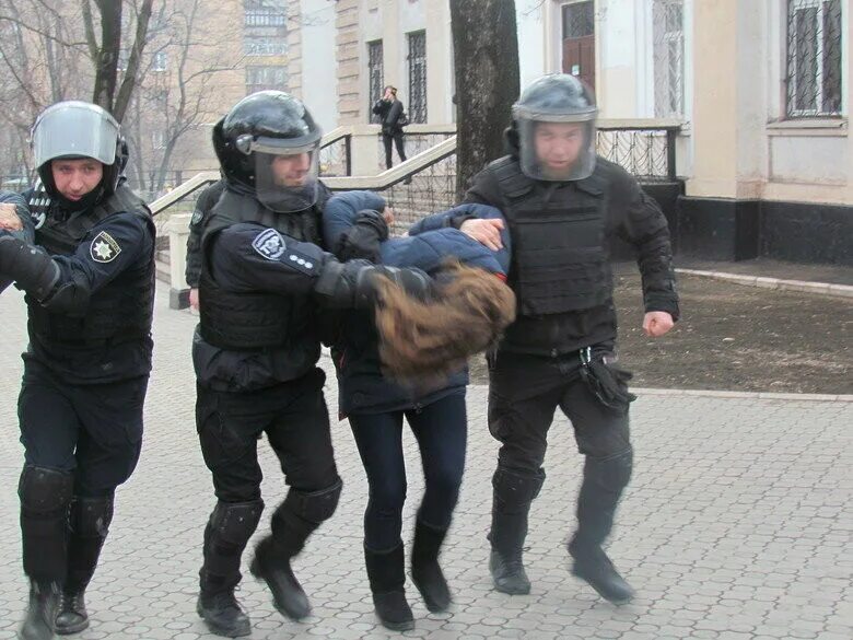 Милиция мариуполь. Полицейские мариуполя. Управление полиции мариуполя. Отжел полиция в мариуполе. Полиция мариуполь.