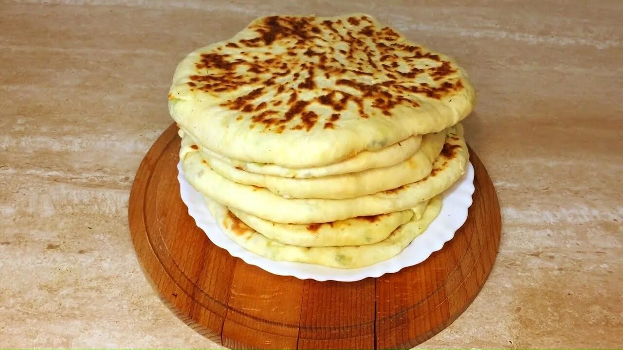 Вместо ПИРОЖКОВ. Вся СЕМЬЯ ПОДСЕЛА на эти вкусняшки! ЛЕПЕШКИ НА СКОВОРОДЕ (ХЫЧИН