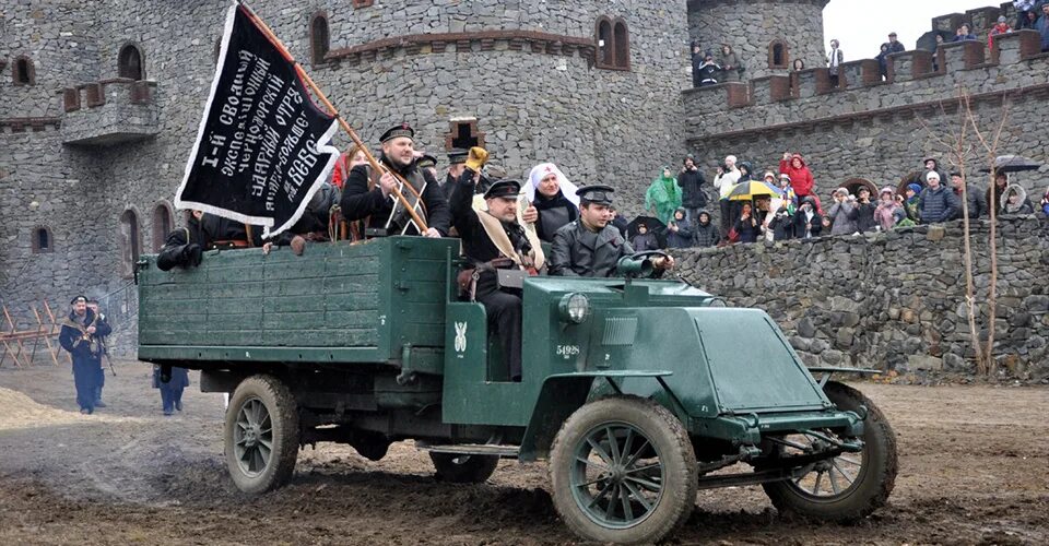 Донской музей Недвиговка. Донской военно-исторический музей в хуторе Недвиговка. Недвиговка Ростовская область музей военной техники. Военно-исторический музей Танаис.