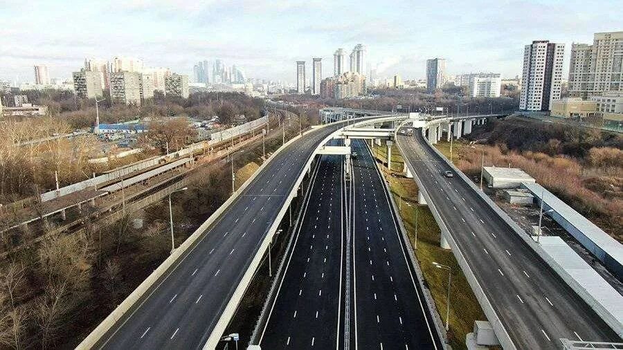 Крупная магистраль москвы. Крупная магистраль москвы. Эстакада. Крупная магистраль москвы. Крупная магистраль москвы.