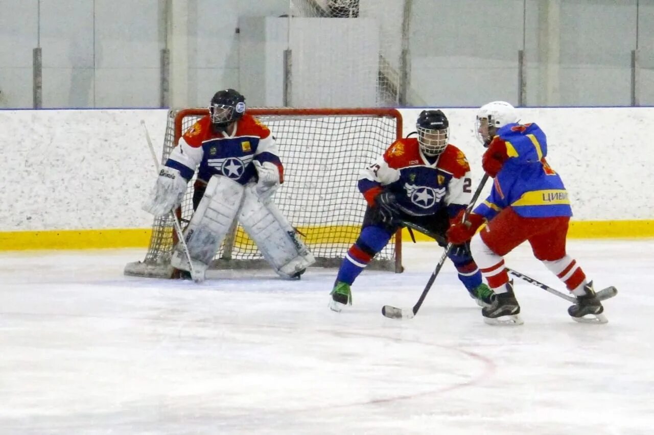 нпхл. хк тус 2009. хоккейная команда ркод чебоксары. непрофессиональная хоккейная лига чувашии 2018-2019. нпхл чувашии расписание игр.