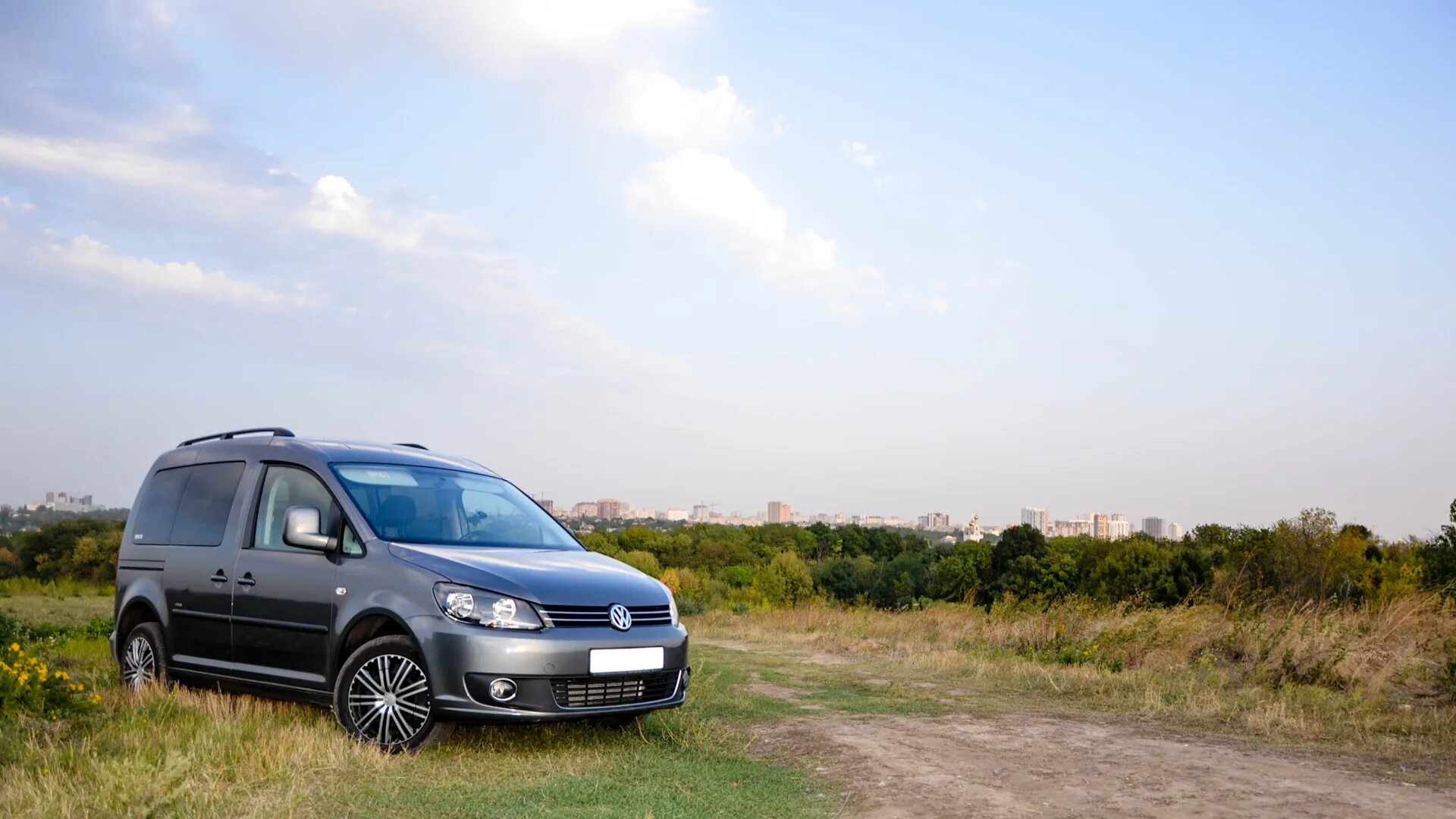 Volkswagen крыму. Фольксваген Кадди турбо 2. Volkswagen Caddy Turbo. Кадди драйв 2. Фольксваген Кадди 1.2 цеповая.