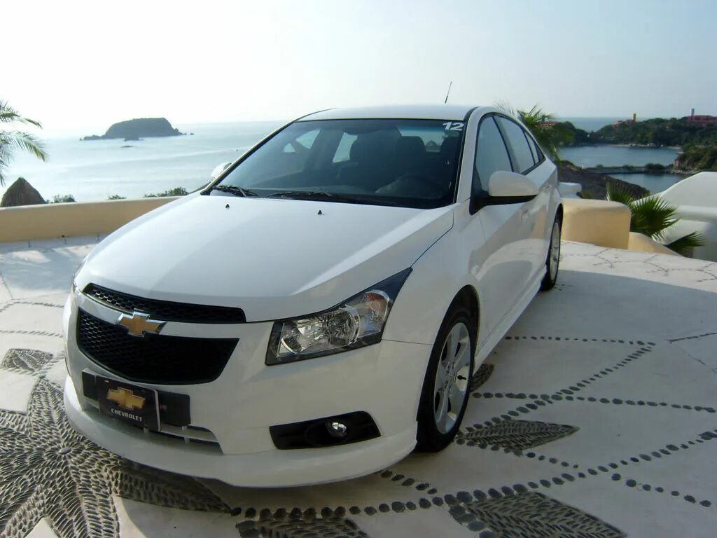 Машина корейской сборки. Chevrolet Cruze 2010. Chevrolet Lacetti Cruze 2010 Тунг. Китайский Шевроле Круз. Шевроле Круз японец 2001.