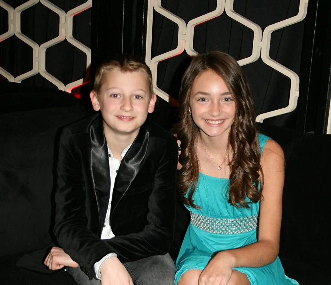 Ясмин болл. Ясмин болл. Ясмин болл ривердейл. Yasmeene ball. Ясмин болл сверхъестественное.