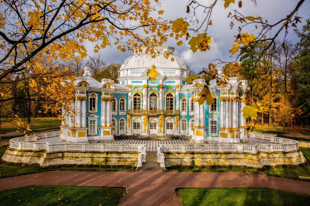 Музей в пушкино санкт петербург. Музей в пушкино санкт петербург. Дворец екатерины в царском селе. Екатерининский дворец в царском селе. Пушкин царское село екатерининский дворец.