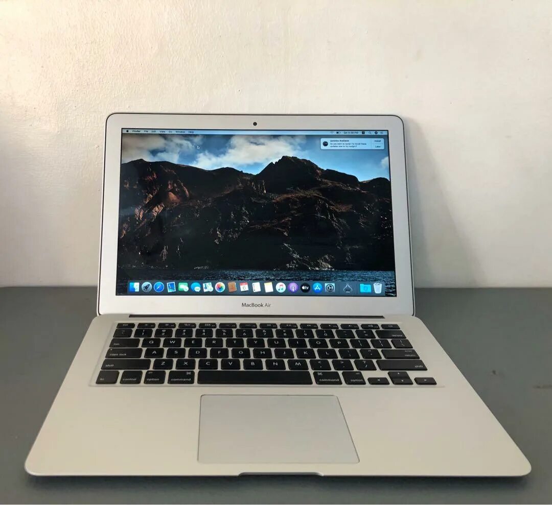 Эйр 2017. MACBOOK Air 13. Макбук Air 2017. Макбук Air 13 2017. MACBOOK Air (13-inch, 2017).