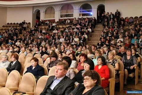 Дк автомобилестроителей миасс афиша