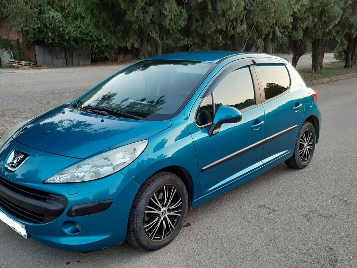 Peugeot 207 1.6. Пежо 207 синяя. Пежо 207 1.6 АТ. Пежо 207 1,6 2007 года.
