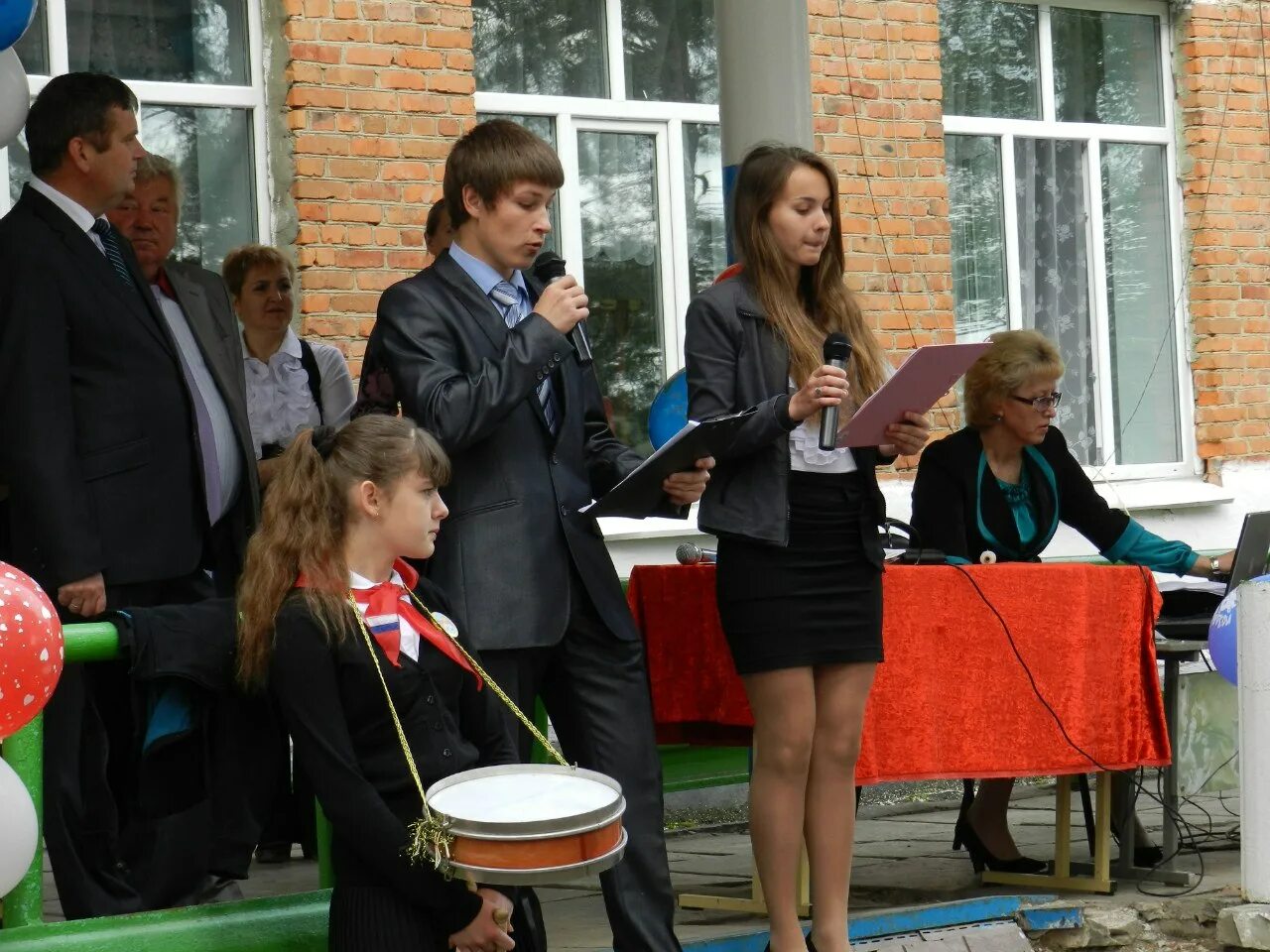 Лучшие школы 2013. Вознесенская школа Нижегородской области. Школа Вознесенское Нижегородская область. Школа Нижегородской области Вознесенского района. Школа 2 Вознесенское Нижегородская область.