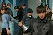 чеченцы в школе. школьники в чечне. девушка. чеченцы в школе. студентки чечни.