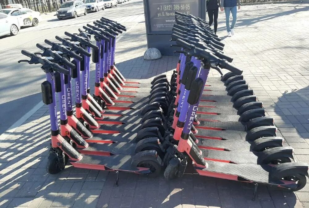 Как взять самокат напрокат приложение. Urent самокаты. urent шеринг. самокаты urent модель. электросамокаты юрент.