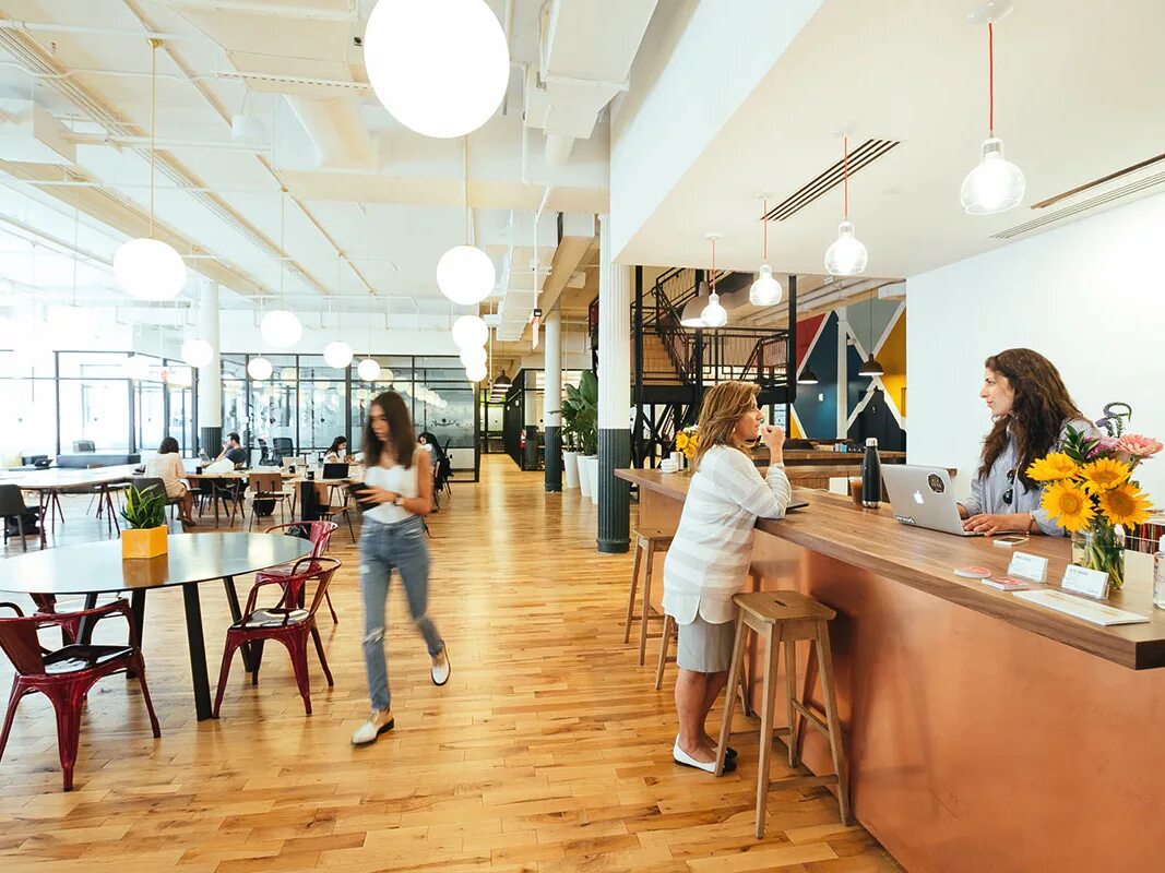 Ньюман wework. Wework москва. wework белорусская. wework офисы.