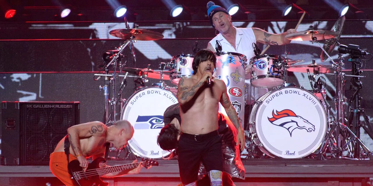 RHCP 1989. Ред хот Чили пеперс. Red hot Chili Peppers концерт. Red hot Chili Peppers на сцене. Включи red hot