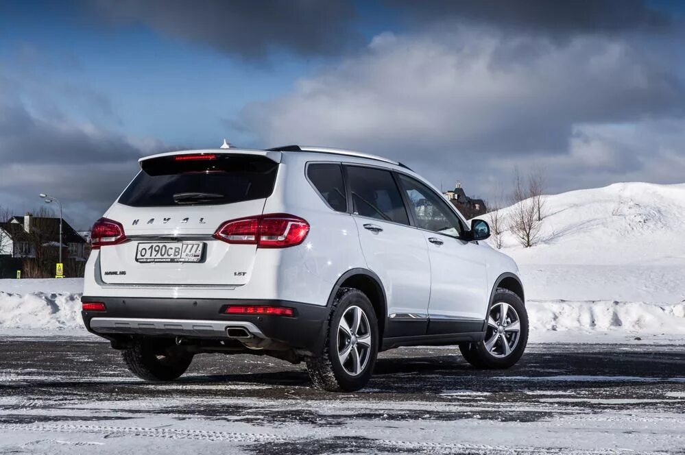 Обзор хавал 6. Haval h6. haval h6 supreme+. машина хавал 6. хавал н6 сзади.