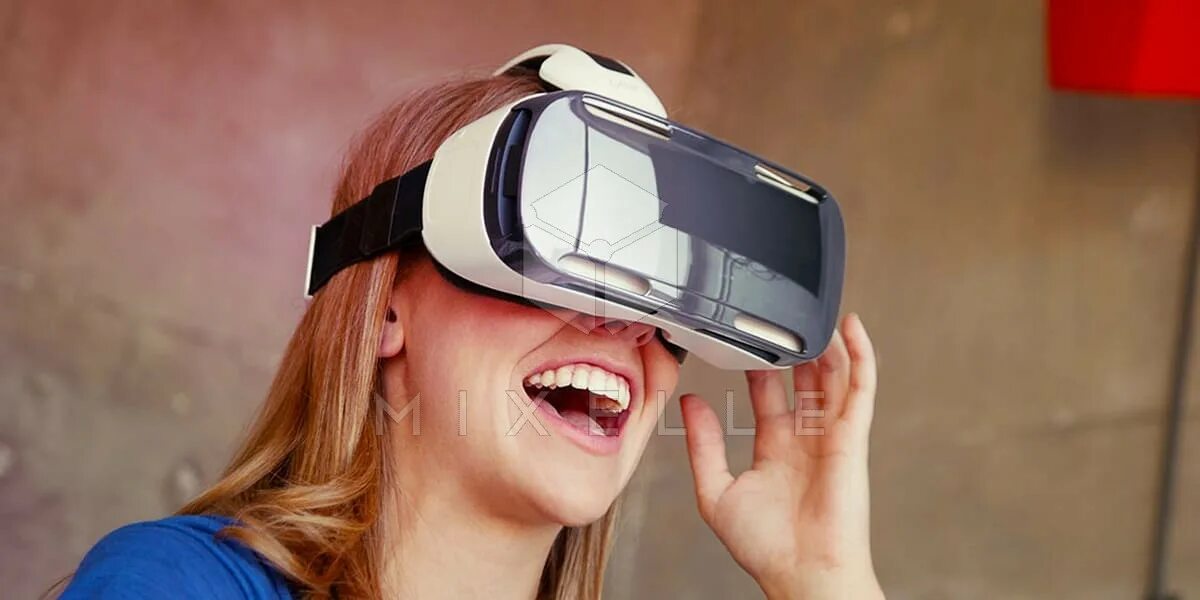 Шлем самсунг ВР. Очки виртуальной реальности. Шлем виртуальной реальности. Очки брутальной реальности.