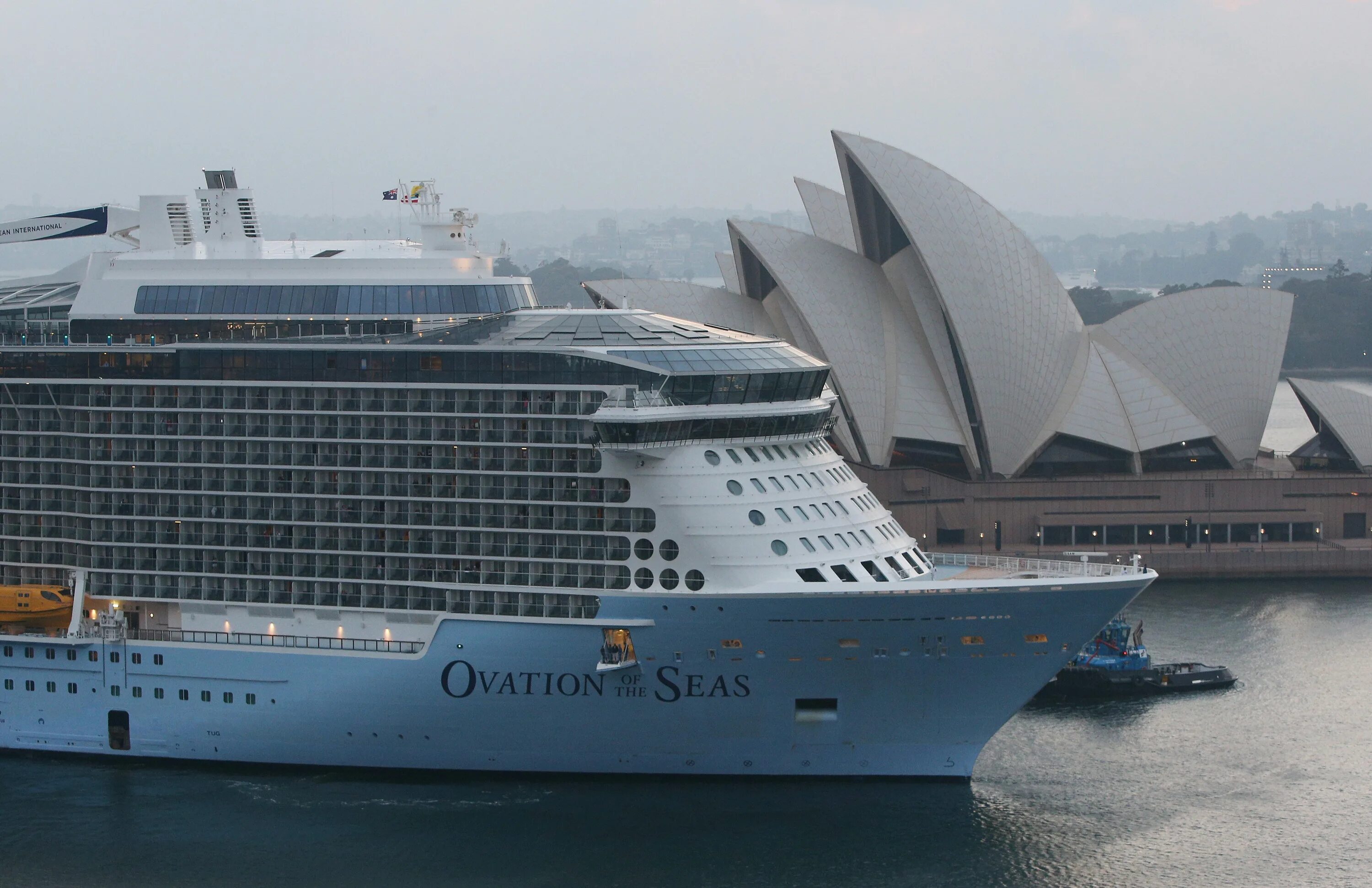 Passenger ship Ovation of the Seas. Royal Caribbean Ovation of the Sea. Ovation of the Seas. Passenger ship New Zealand.