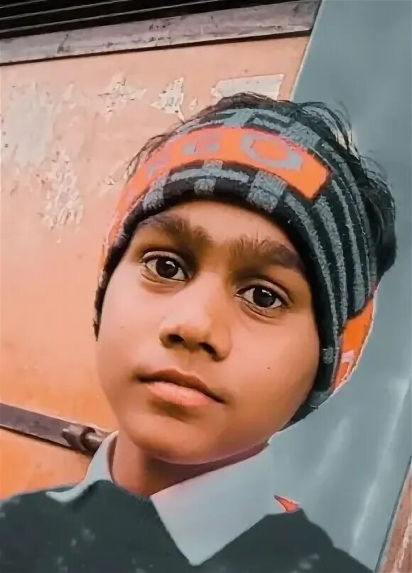 Египтяне на улицах дети. Маленький уличный пацан. Египтяне на улице. Джош Майсор индийский актер.