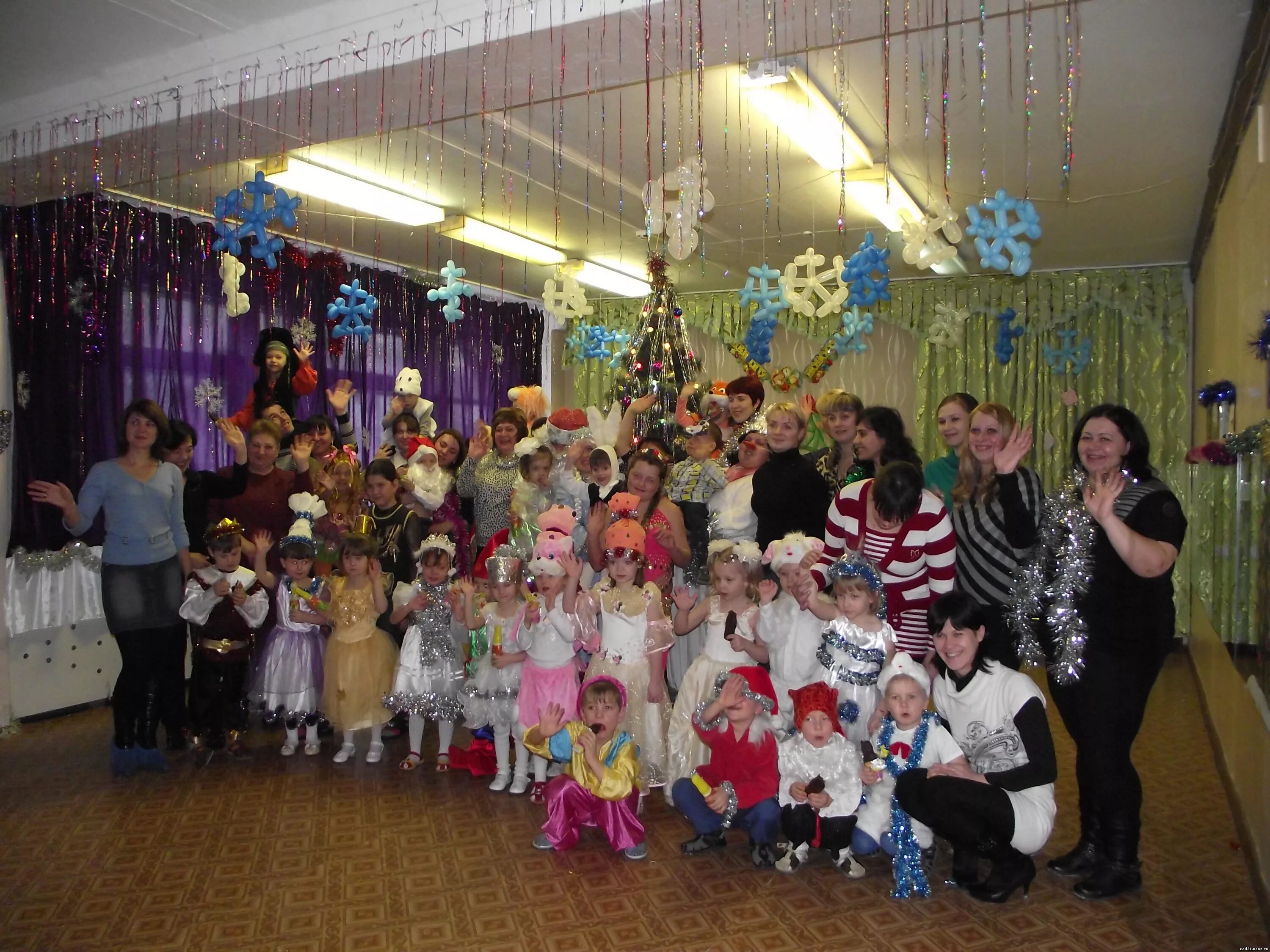 детский сад ивушка прохоровка. украшенный кастрюля для утренника детского сада. новый год в детском саду. праздник новый год в доу. 10 садик добрянка.