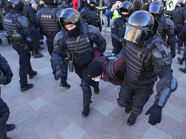 Задержание арт. Протесты в Москве сегодня. Киев беспорядки сейчас. Новости россии 07.04 24
