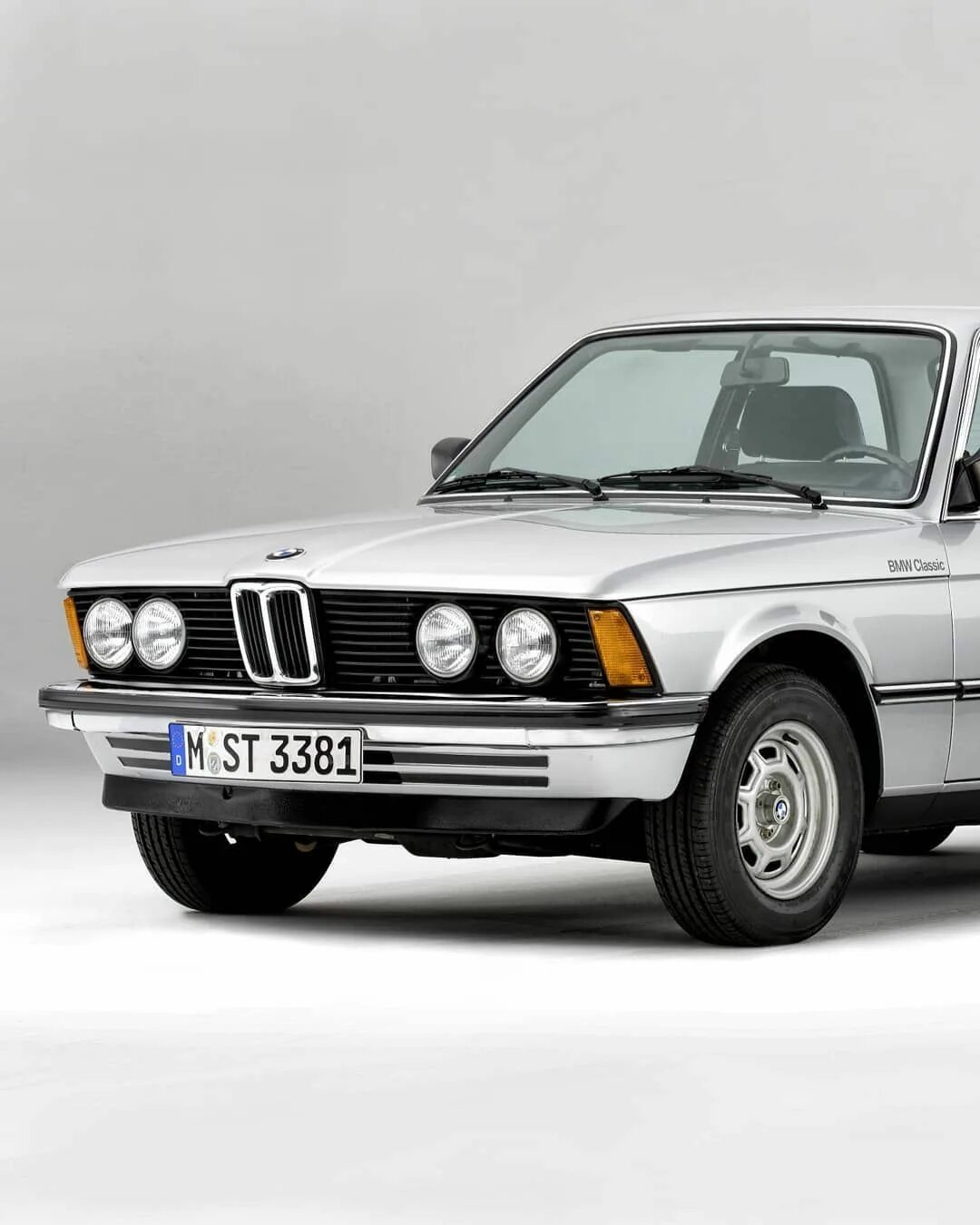 0 csi. Бмв классик в нижнем. Бмв классик в нижнем. Bmw e3 3. 0 csl 1972.