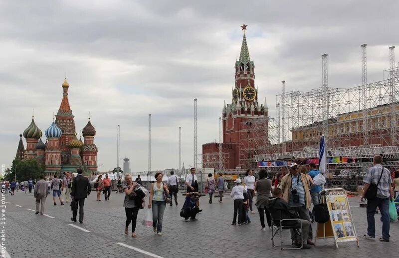 Васильевский спуск москва метро. Площадь васильевский спуск в москве. Васильевский спуск 19 веке. Храм василия блаженного васильевский спуск. Площадь васильевский спуск в москве.