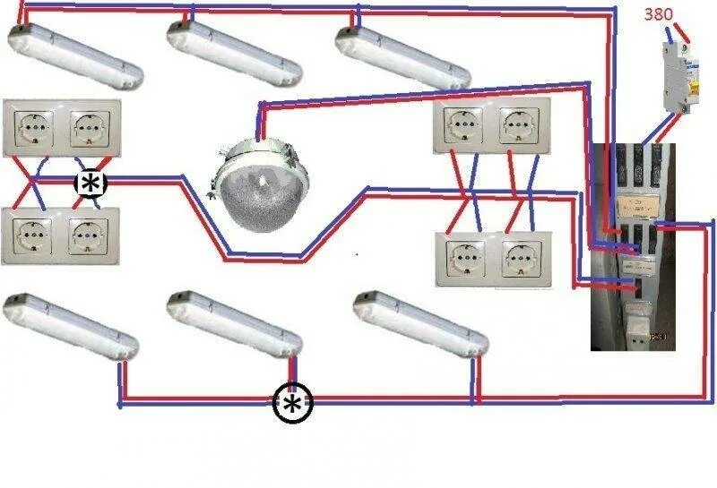Проводка освещения. Схема разводки электропроводки освещения. Схема проводки подключения света в гараже. Схема подключения проводки в гараже 220 в. Проводка в гараже схема подключения освещения.