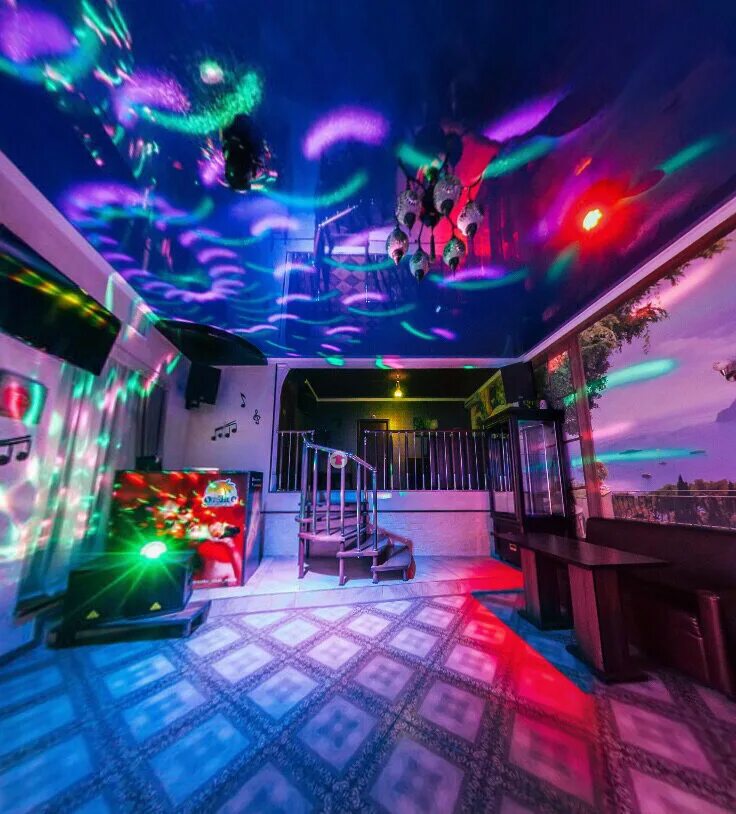 кафе оазис геленджик на набережной. клуб оазис. ночной клуб оазис. кафе оазис тольятти. клуб оазис.