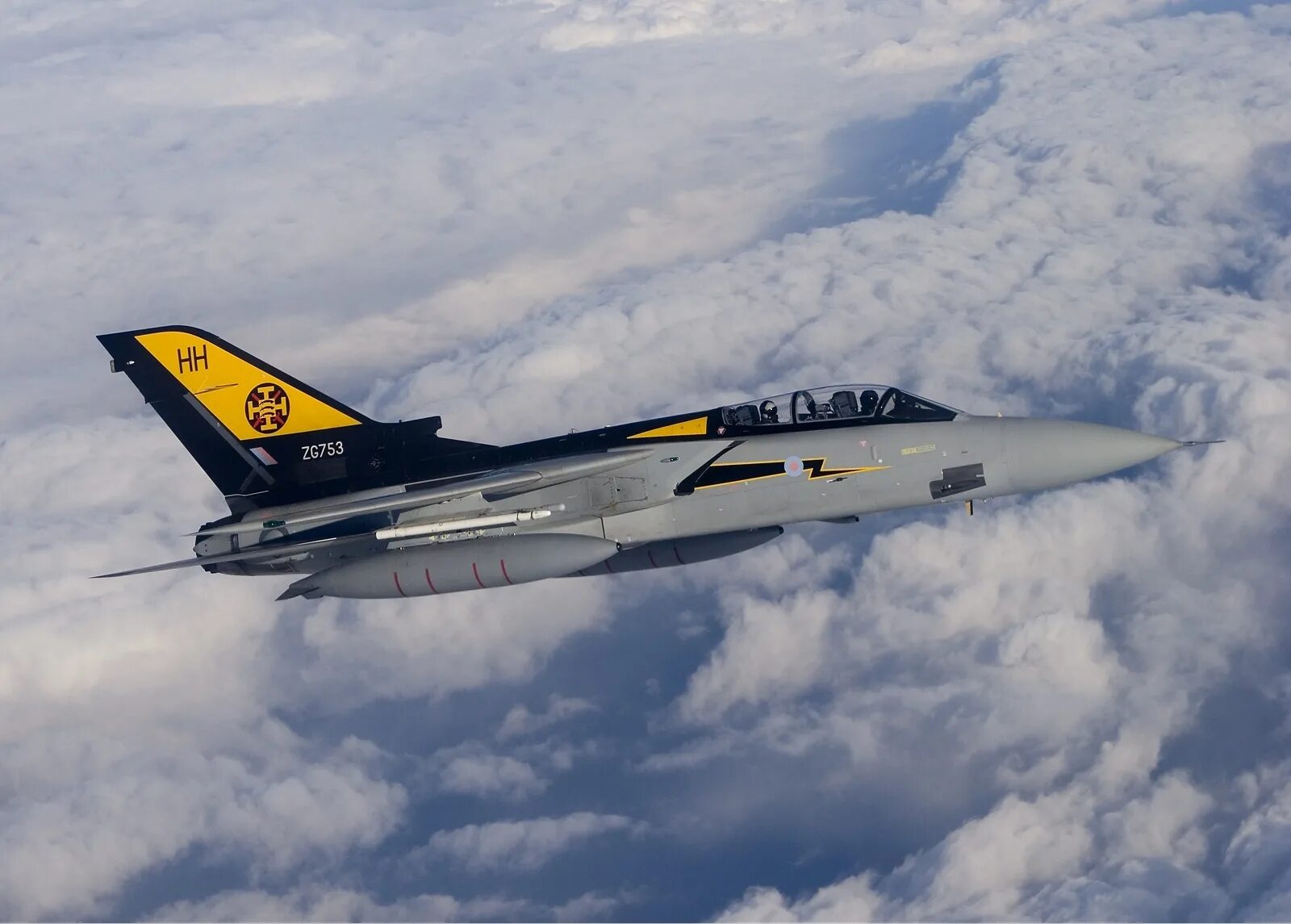 Tornado eos v 2.65. Tornado f3. торнадо истребитель бомбардировщик. английский истребитель торнадо. tornado f3 смерч.