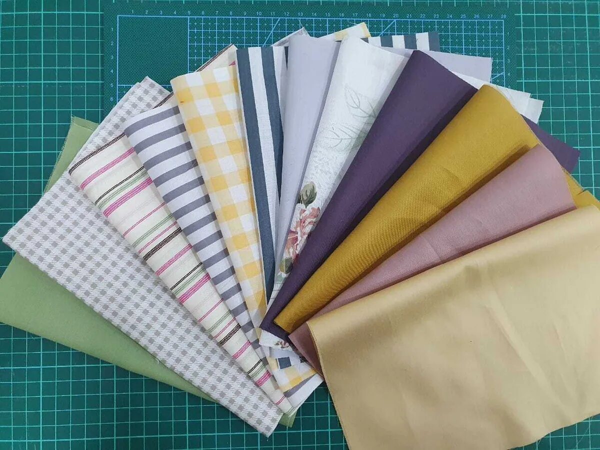 лоскутки ткани для рукоделия. текстильная ткань. феттер ткань. ткани для лоскутного шитья. ткань для рукоделия.