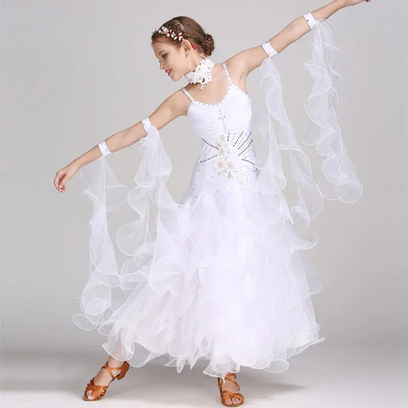 Танец вальс для девочек. Платье вальс. Платья для бальных танцев для девочек. Детское платье для вальса. Бальное платье для вальса.