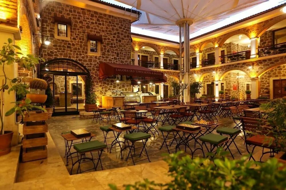 Old town hotel. Отель Glarros old Town. Old Town отель Пятигорск. L'agora. Hemera Restora Izmir.