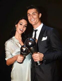 Ronaldo wife