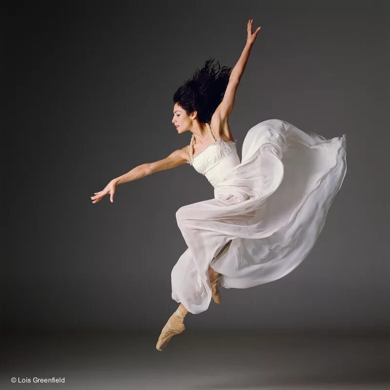 Танец полетели. Лоис Гринфилд. Lois Greenfield фотограф. Танец в полете. Пластика танцы.