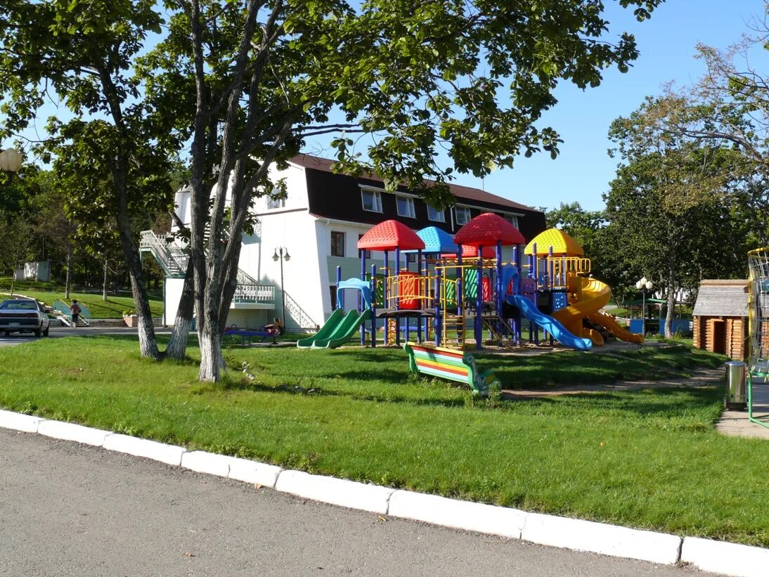 лагерь радуга ливадия. база отдыха радуга ливадия приморский край. лагерь радуга ливадия. база отдыха радуга ливадия приморский край. детский лагерь радуга приморский край.