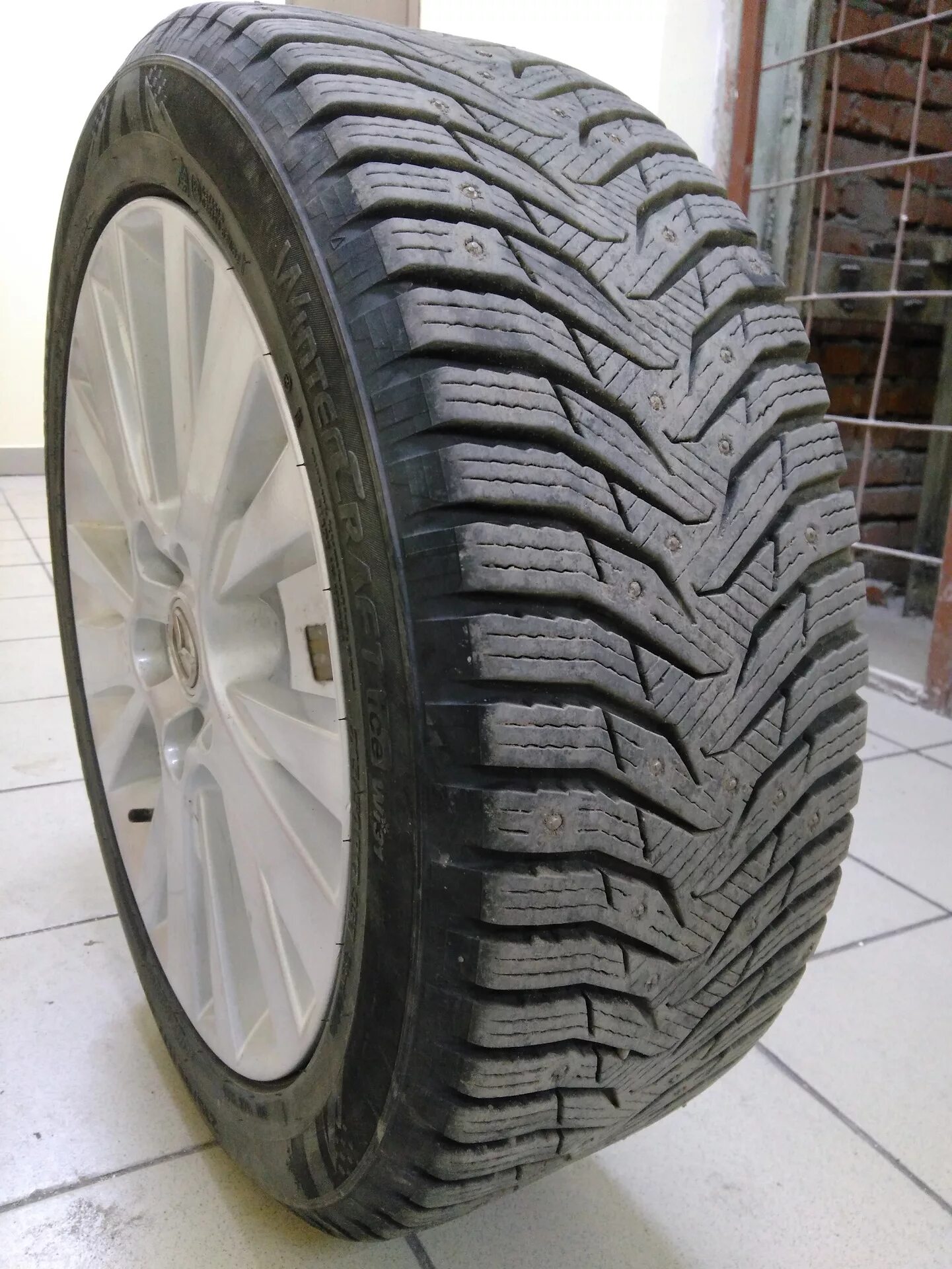 Kumho 215 50 r17. Kumho WINTERCRAFT Ice wi31. Шины Kumho WINTERCRAFT Ice wi31. WINTERCRAFT Wi 31. Кумхо WINTERCRAFT Ice wi31 225/45 r17.