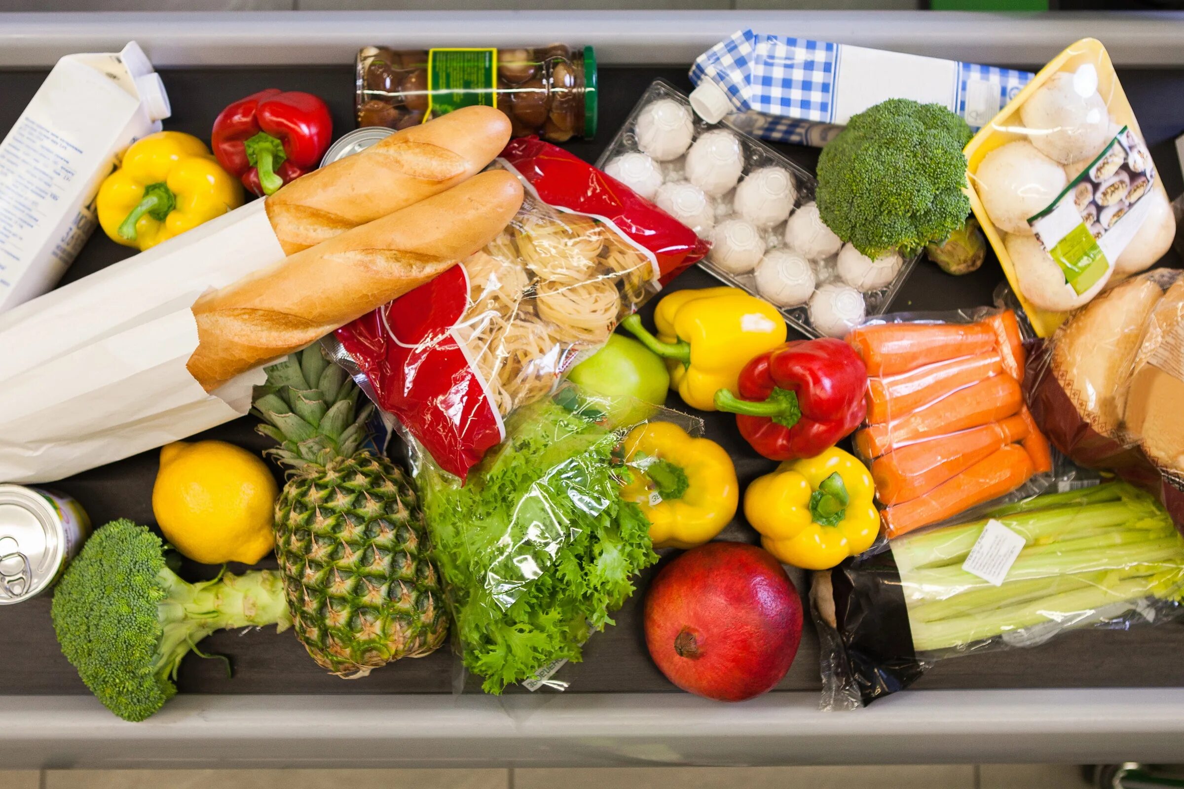 торговля розничная преимущественно пищевыми продуктами. торговля розничная преимущественно пищевыми продуктами. тележка с продуктами супермаркет. Supermarket scales. торговля розничная в неспециализированных магазинах.