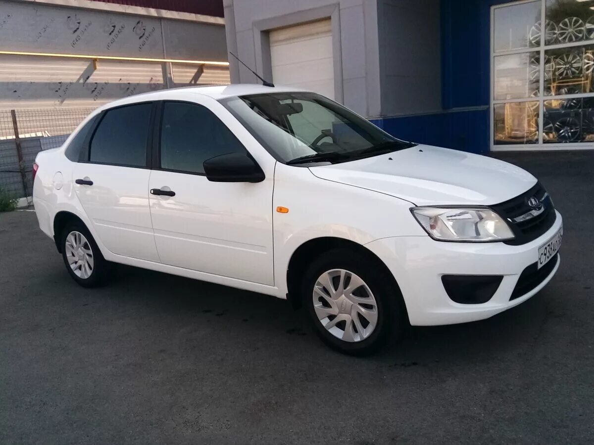 лада гранта 2000. лада гранта седан белая. белая гранта седан фото. белая гранта седан фото. лада гранта белая седан 2014.