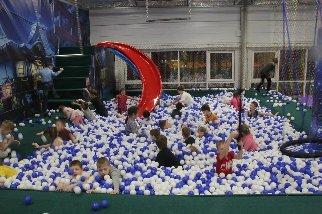 активити парк восторг рыбинск плеханова. батуты рыбинск плеханова. активити парк восторг рыбинск. батутный центр в калининграде амплитуда. детский центр восторг рыбинск.