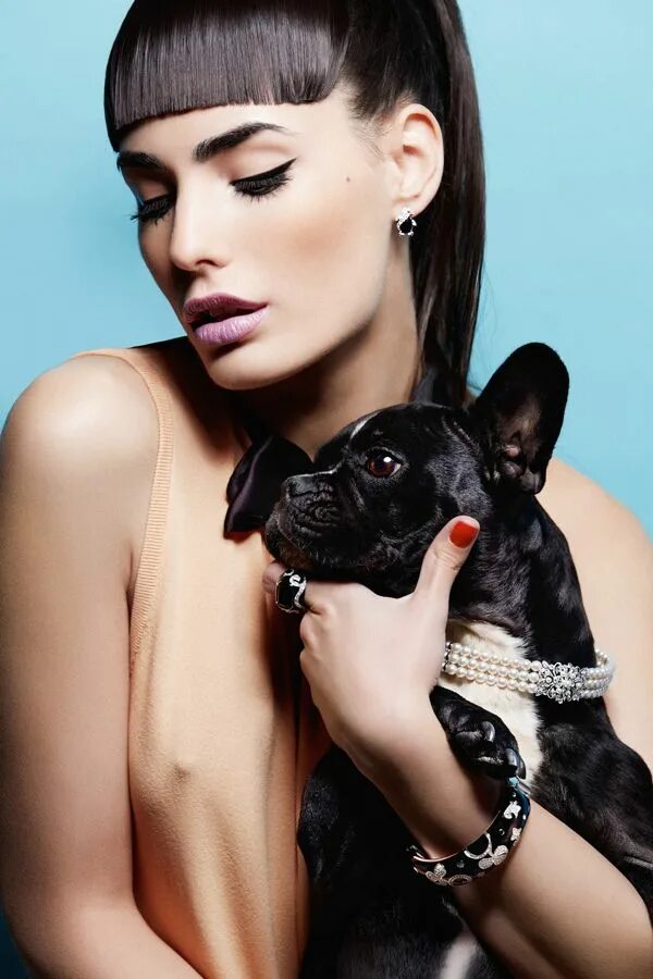 Animal fashion. Фэшн энималс. Девушка с жирафом. Платье с зебровым принтом. Animal fashion.