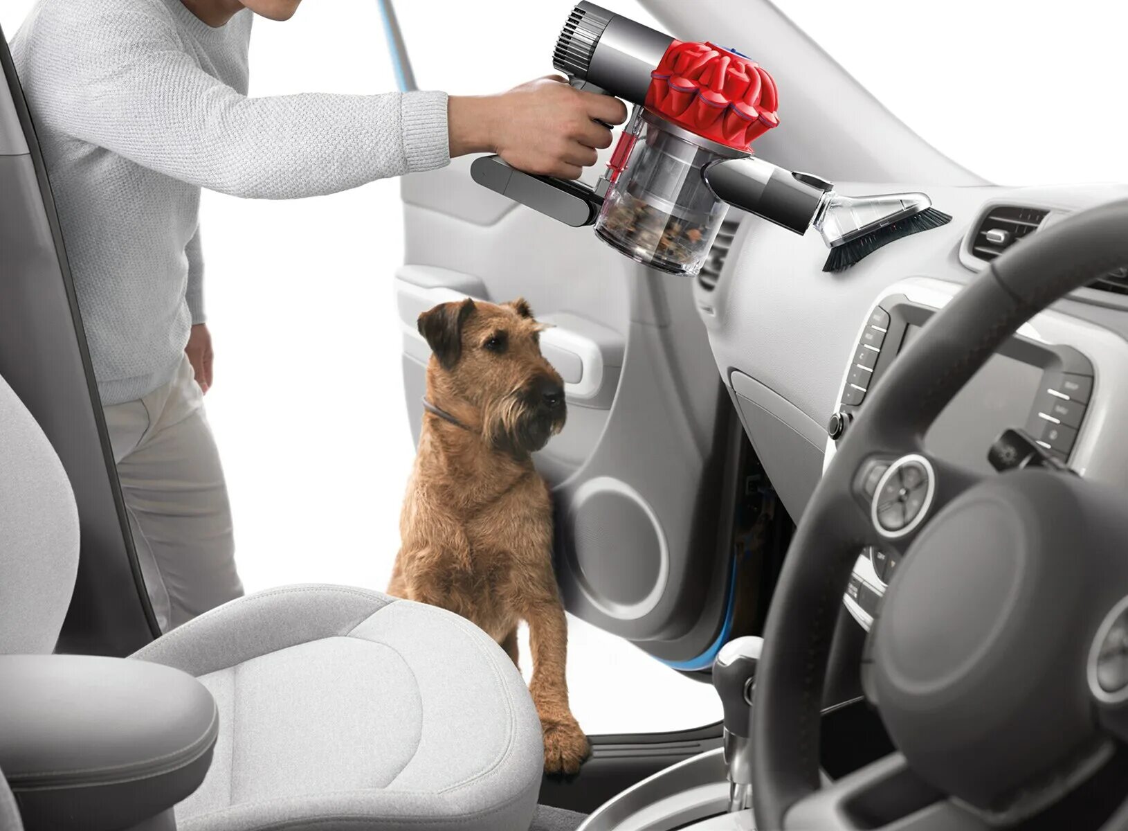 Dyson реклама. Дайсон слоган. Пылесос Dyson v6 Top Dog. Дайсон автомобиль фото. Реклама дайсон