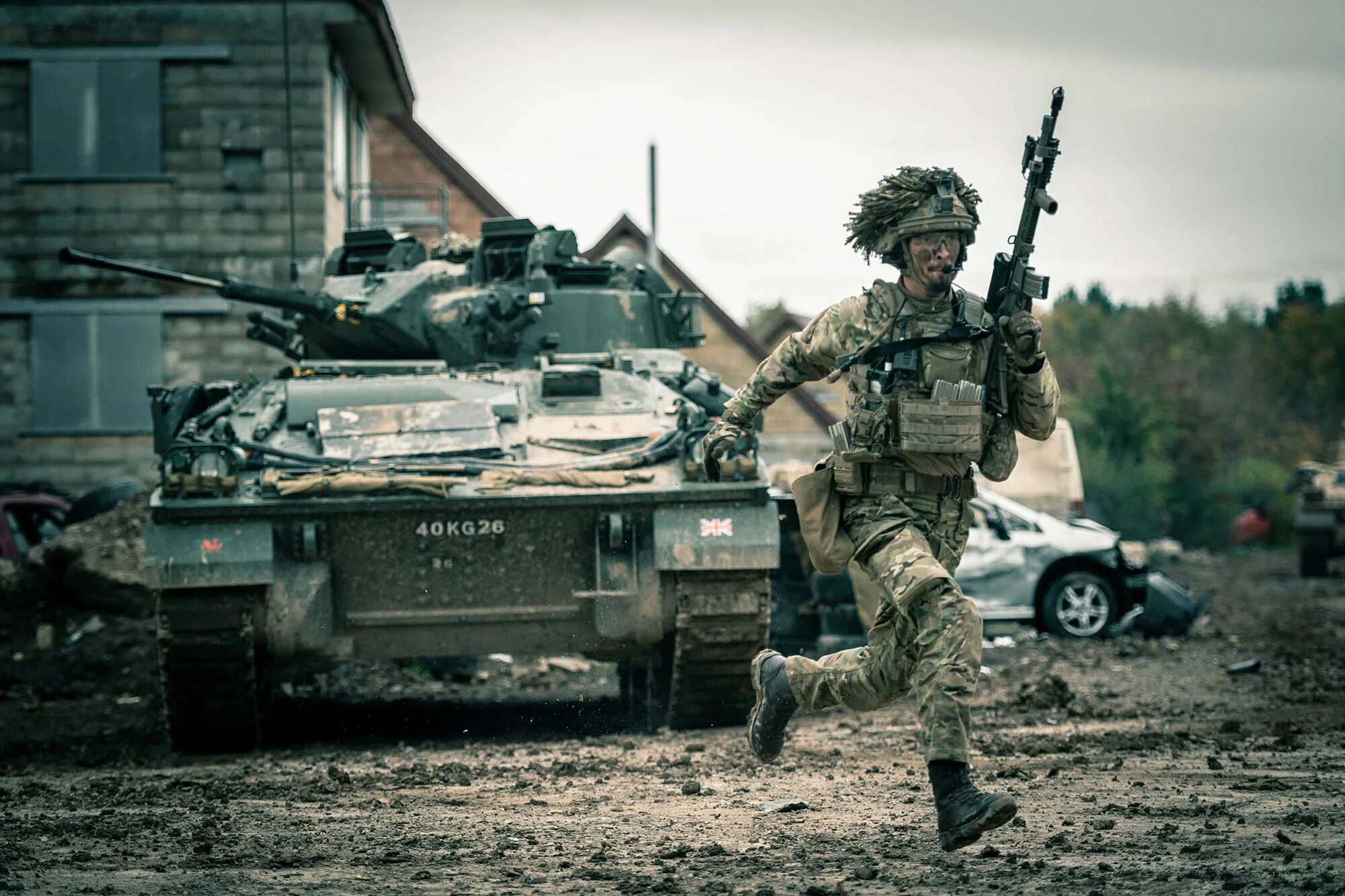 Комбат в армии. Running Soldier. Combat power