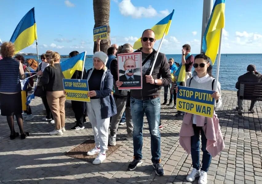 Последние новости украины правда тв. Греция против Украины. Украинские греки. Греки в поддержку России. Провокации Украины против РФ.