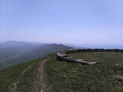 Горы на плоской горе
