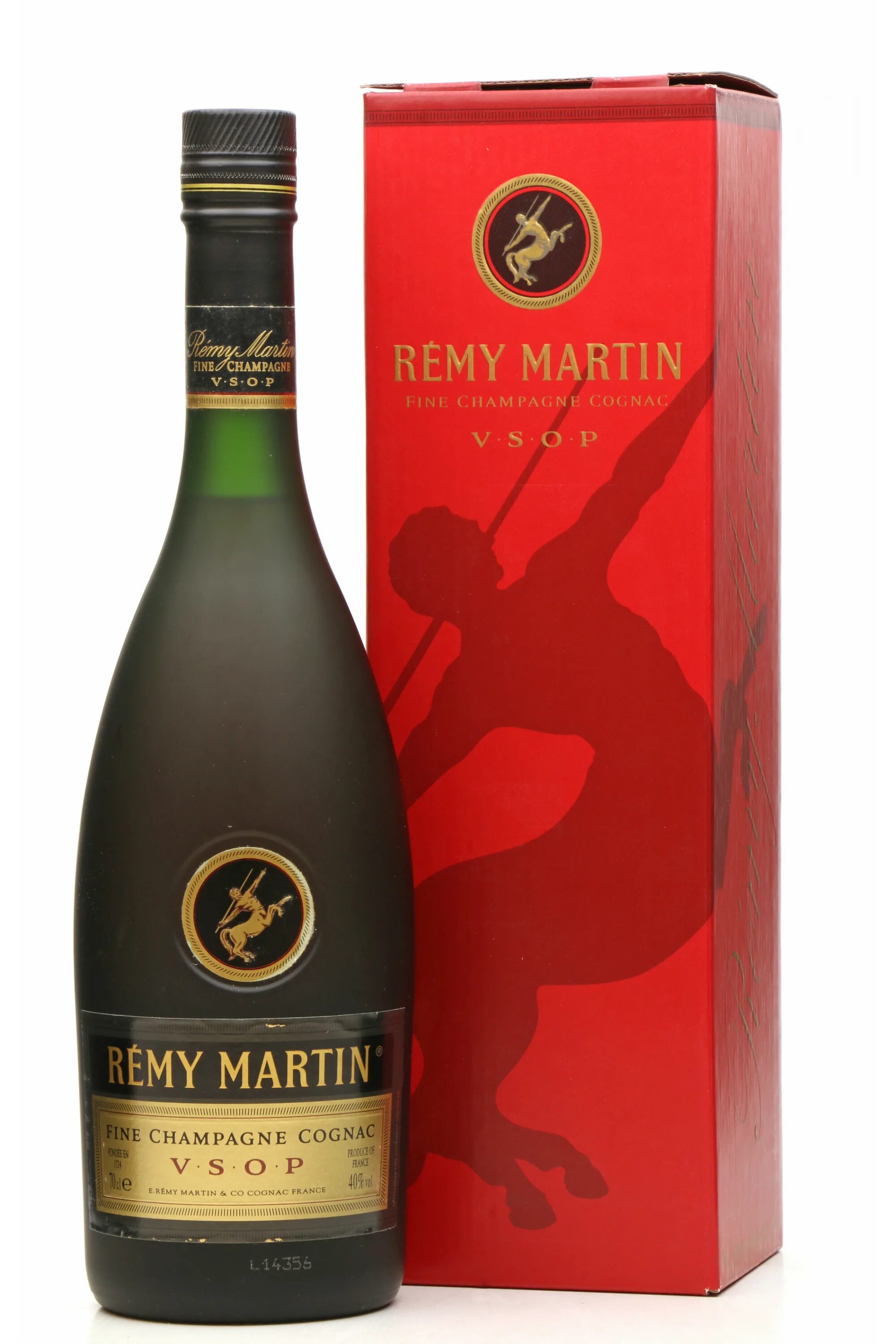 Remy Martin VSOP Fine Champagne Cognac 0.5. Remy Martin VSOP. Remy Martin VSOP 40 коньяк. Реми Мартан ВСОП. Купить коньяк remy