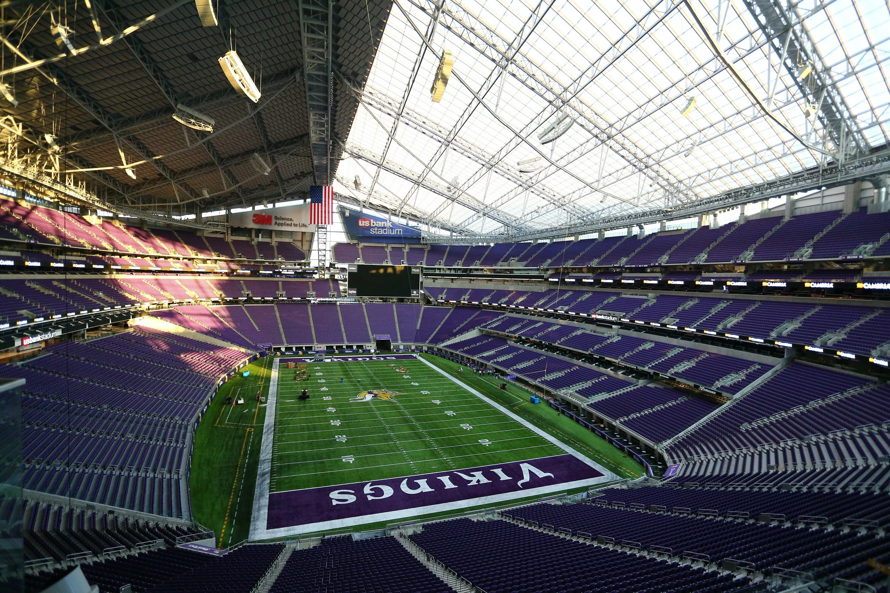 Us bank stadium. Us bank stadium. U. Элиджет стэдиум. Стадион банка сша.