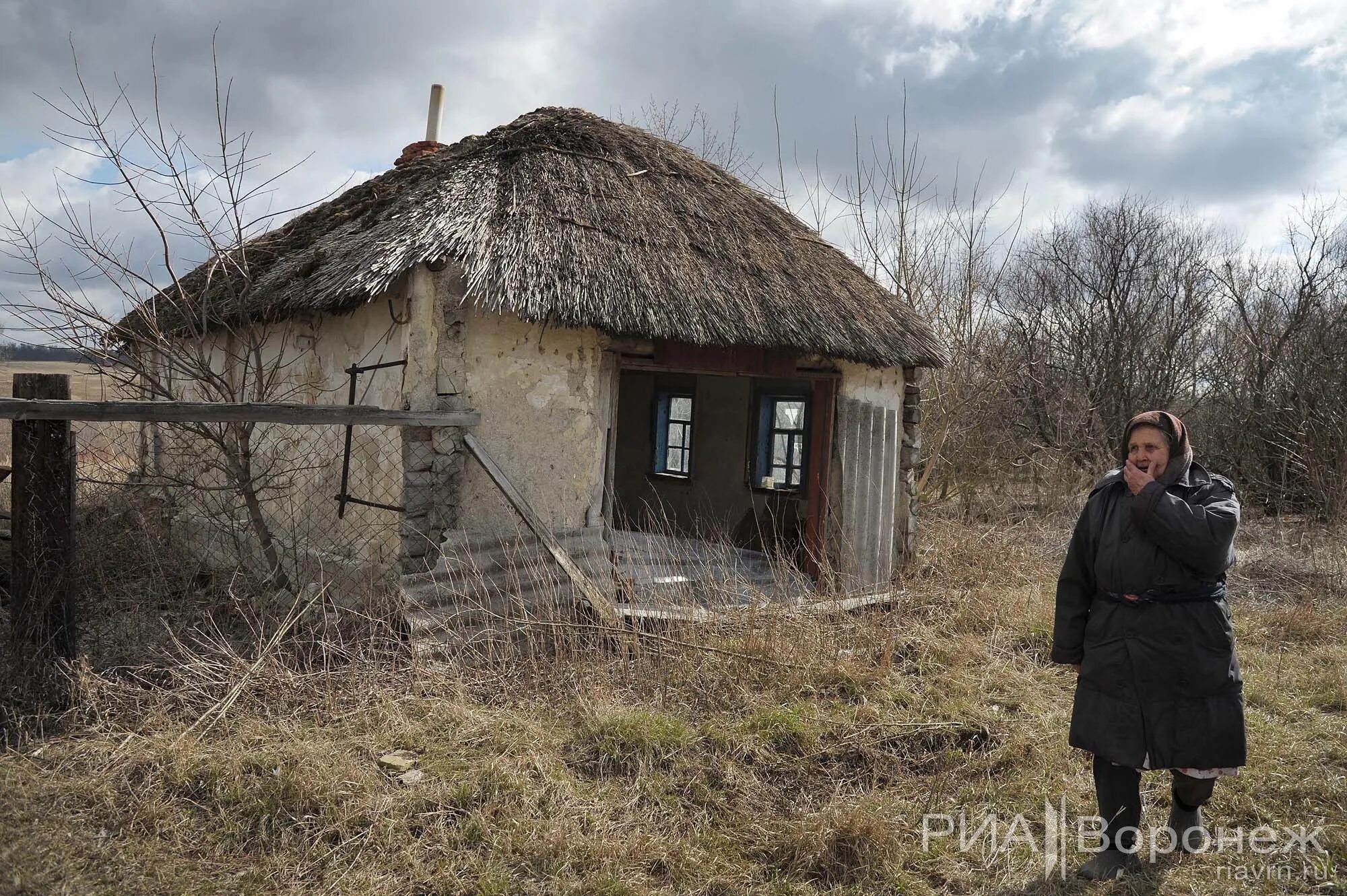 Последняя хата. Заброшенные воронежские деревни. Заброшенные хутора и деревни Воронежской области. Мазанки Воронежская Губерния. Села и деревни Воронежской обл.