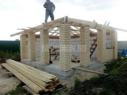 Крыша на колоннах