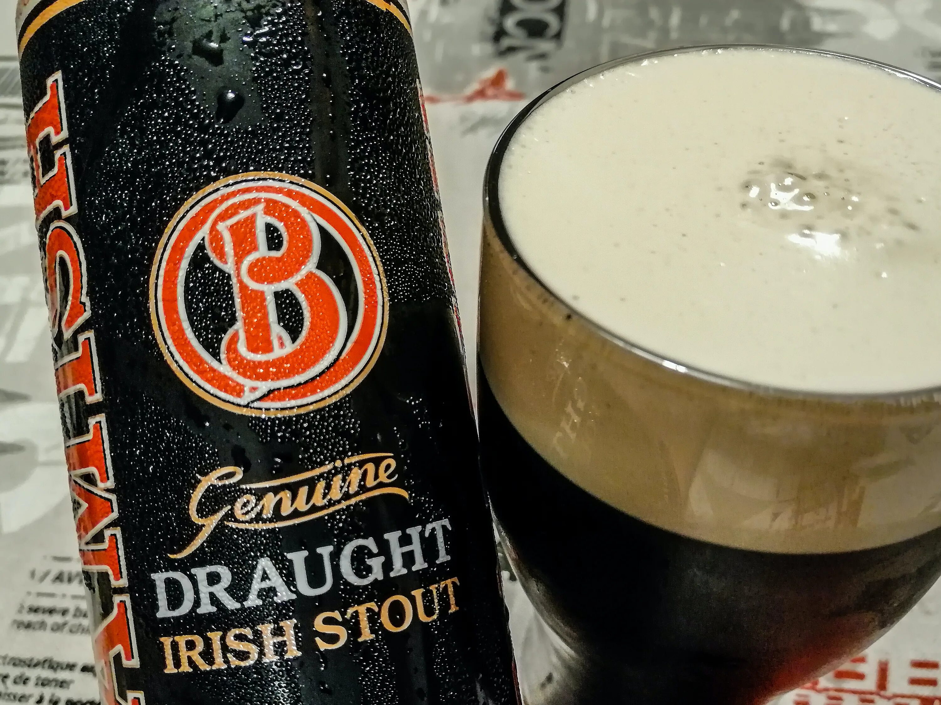 Стаут что это. Бимиш Стаут. Портер темное ирландское пиво. Пиво Kloud Draft. Beamish Irish Stout.
